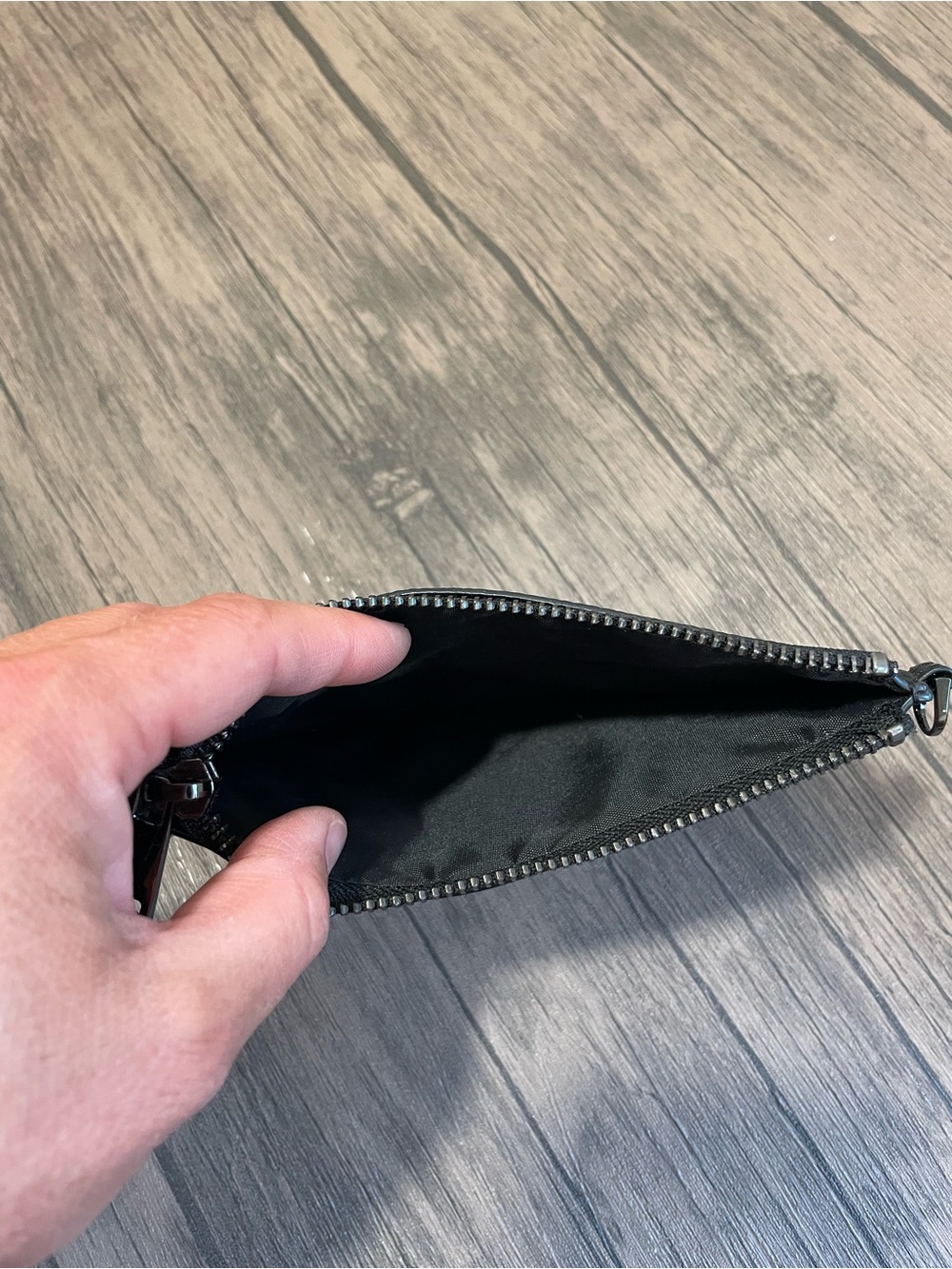 Bandolier Black Pebbled Leather Zip Phone Wallet with Wristlet pewter hardware - Picture 4 of 4